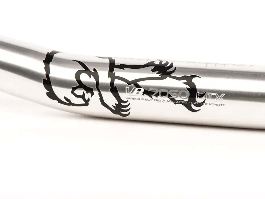 chromag-fubars-osx-ltd-handlebar-318mm-clamp-polished-closeup-logo