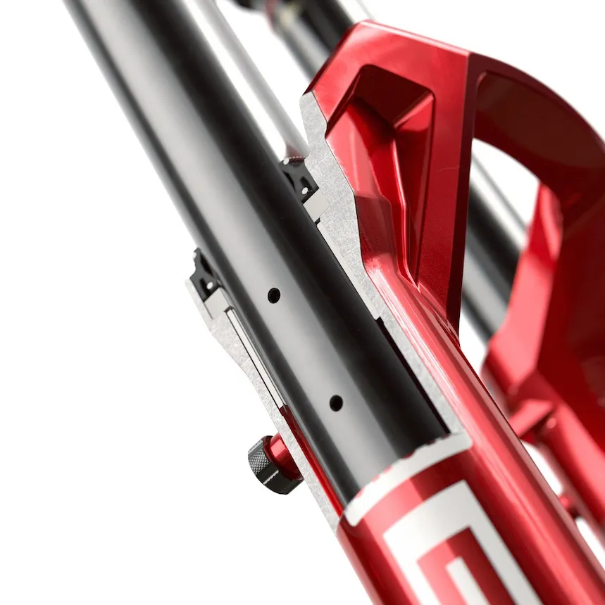 rockshox-boxxer-ultimate-d1-fork-red-4