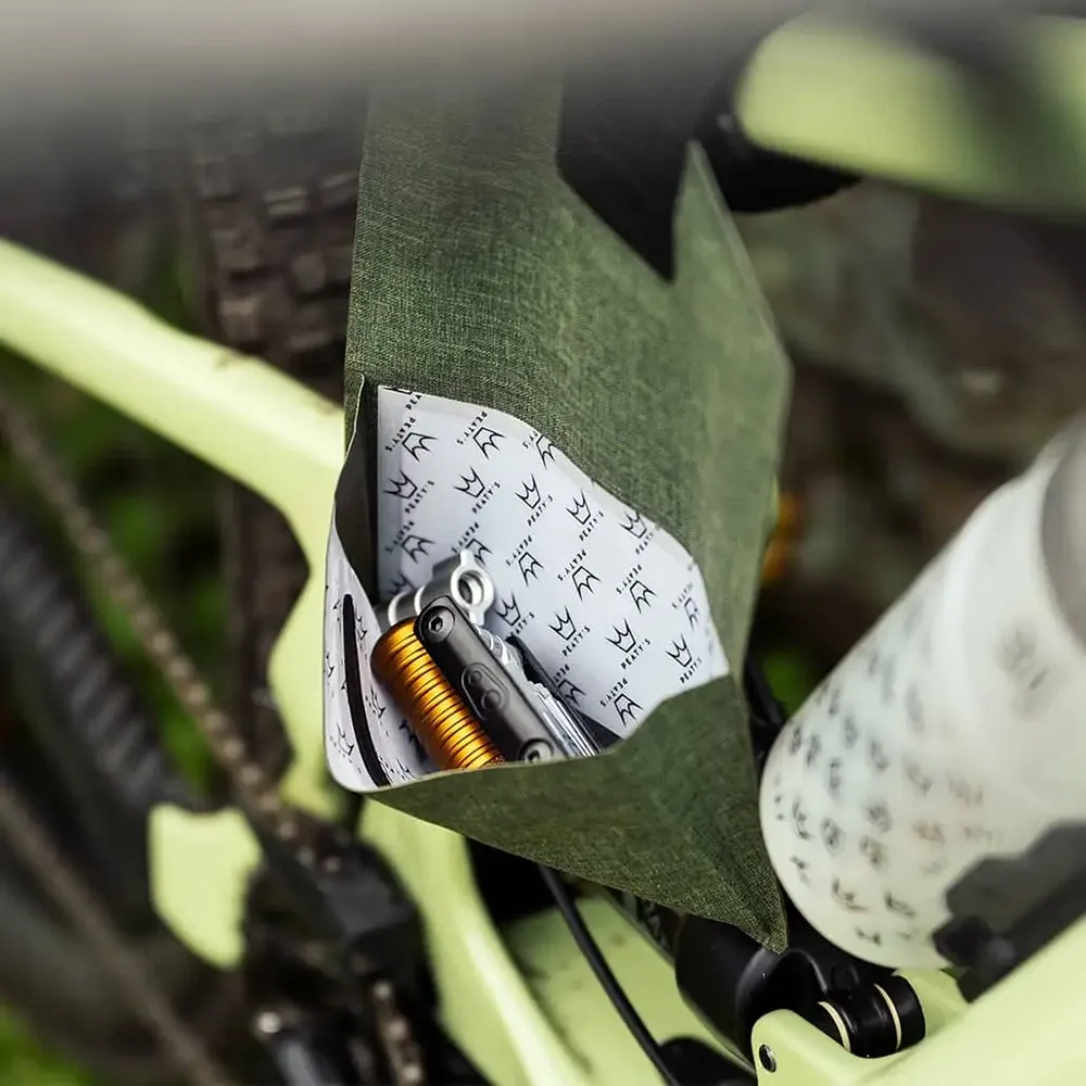 peatys-holdfast-tool-wrap-details-2