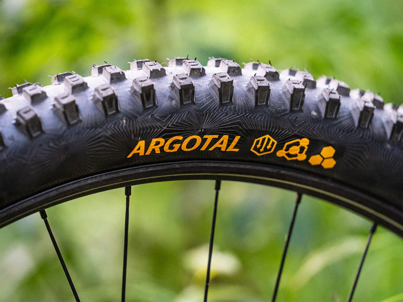 continental-argotal-tire-live-3