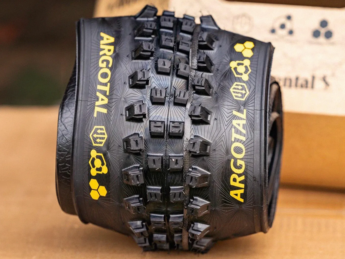 continental-argotal-tire-live-1