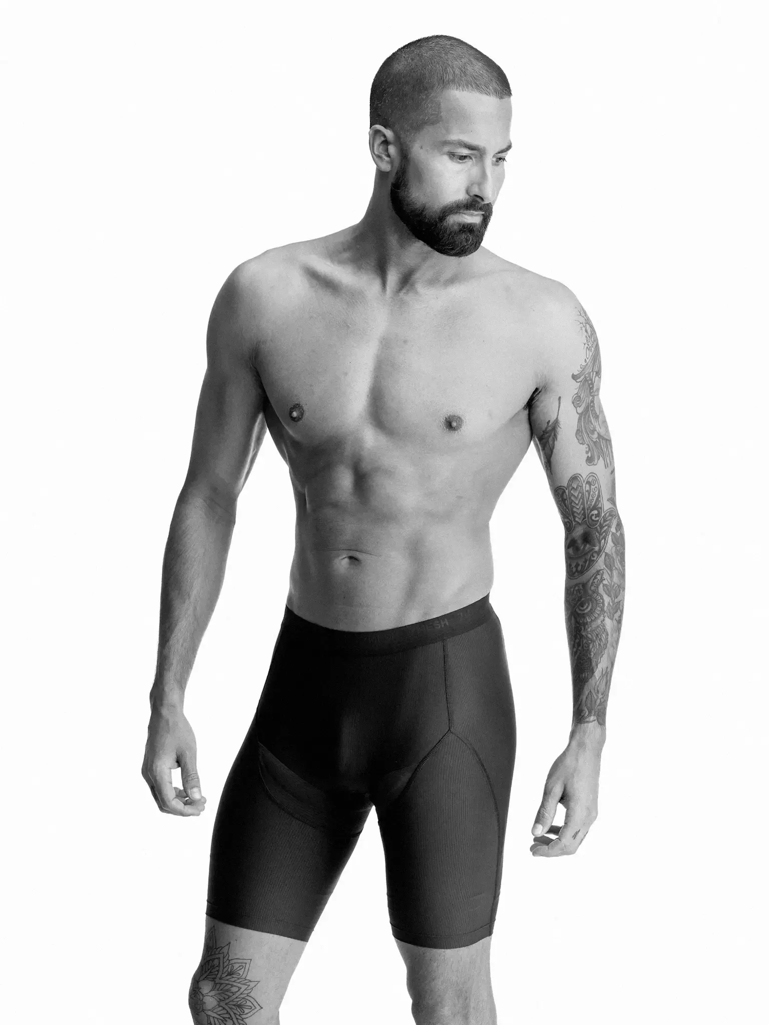 7mesh-foundation-mens-boxer-brief-black-live-1
