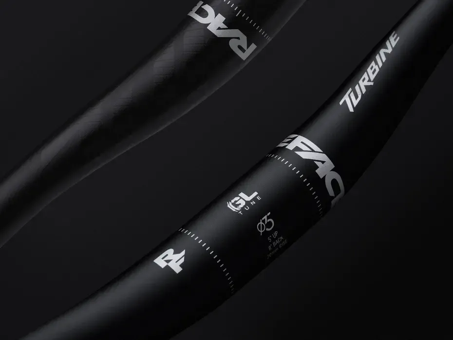 race-face-turbine-35-handlebar-live-black-closeup-group