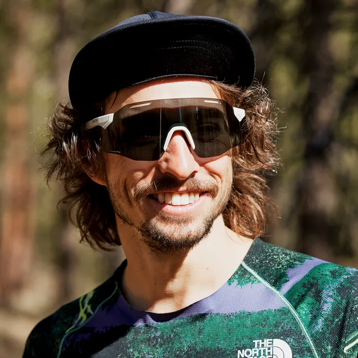 smith-vert-pivlock-sunglasses-matte-bone-chromapop (3)