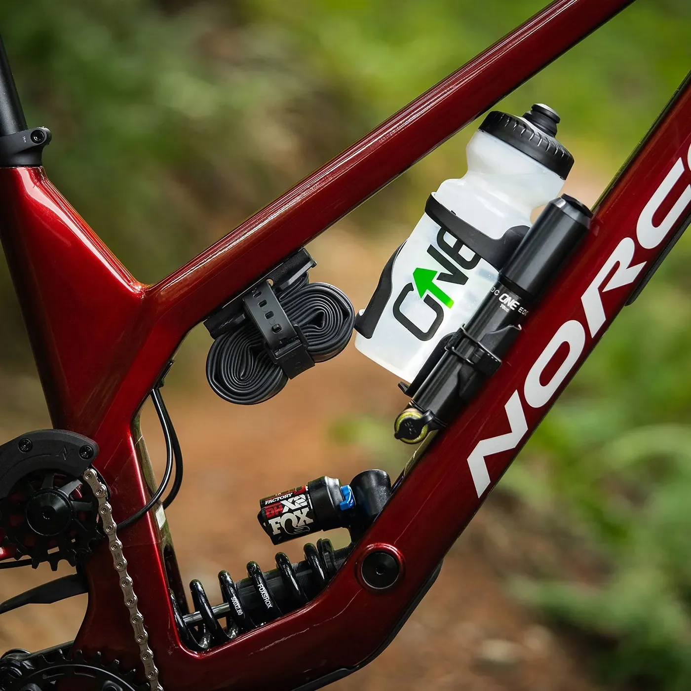 oneup-edc-tube-strap-mount-8