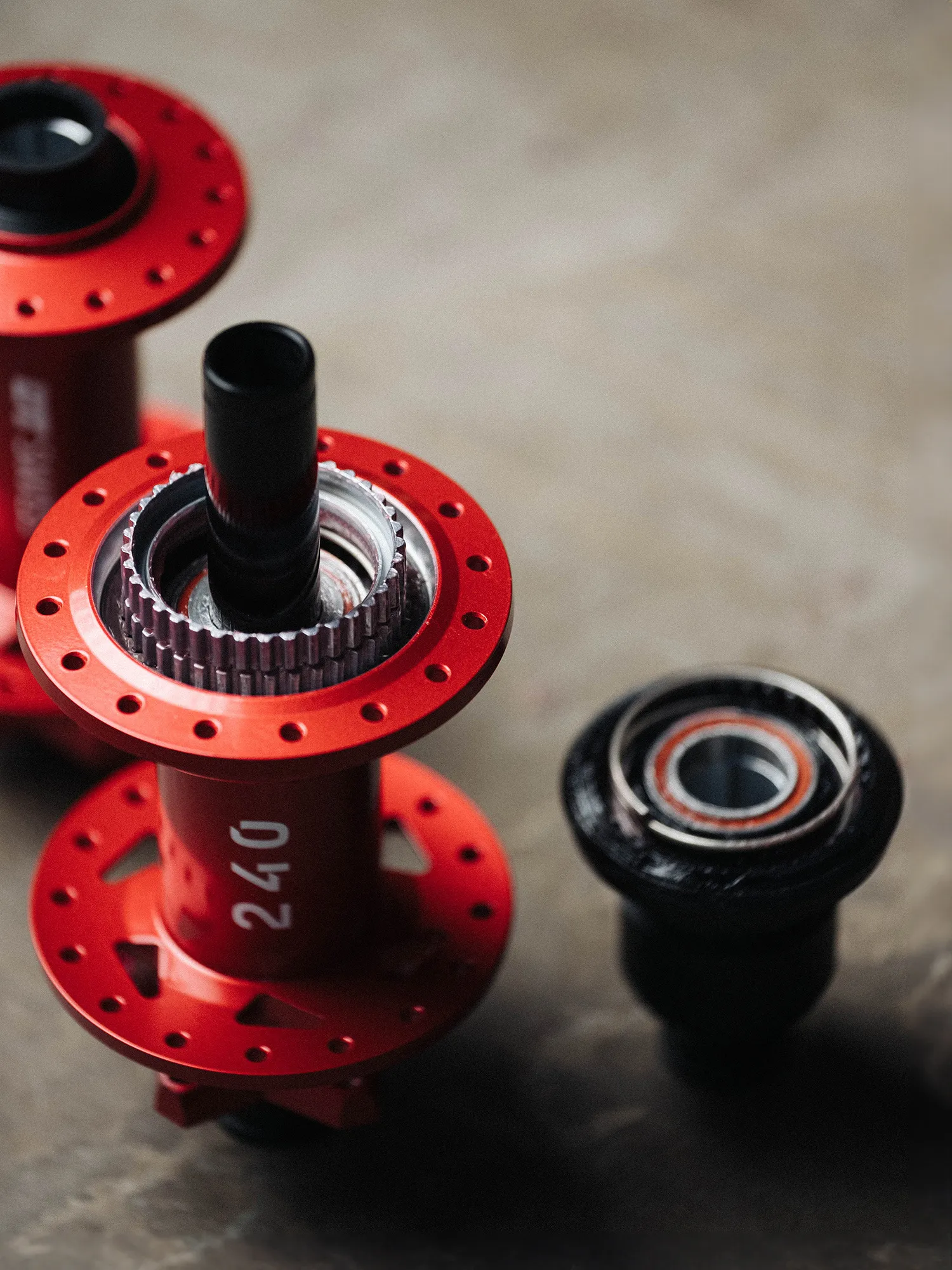 DT Swiss 240 DEG LTD Classic Hubset Red  Boost  32H  6B  XD 3