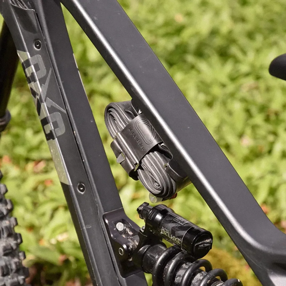 daysaver-cradle-multitool-mount-live-2