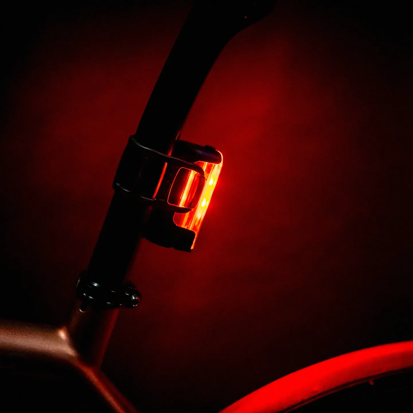 lezyne-strip-drive-pro-400-live-1