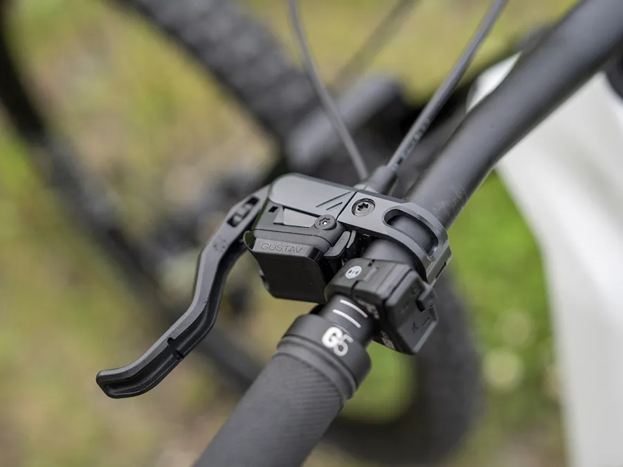 magura-gustav-pro-disc-brake-grey-yellow-f-r-flip (2)