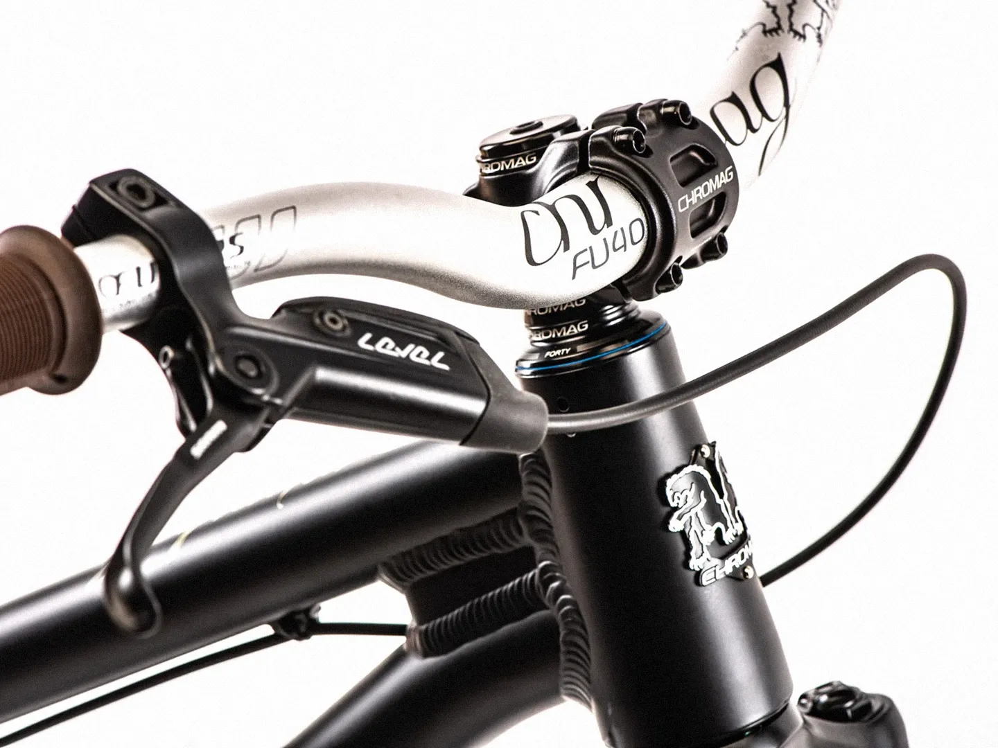 chromag-signature-complete-black-2