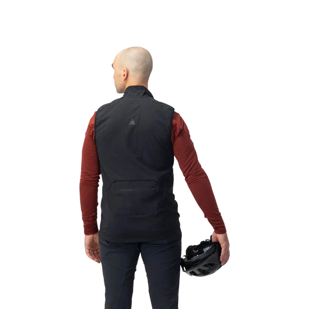 chilco-vest-black-1080x1080-5