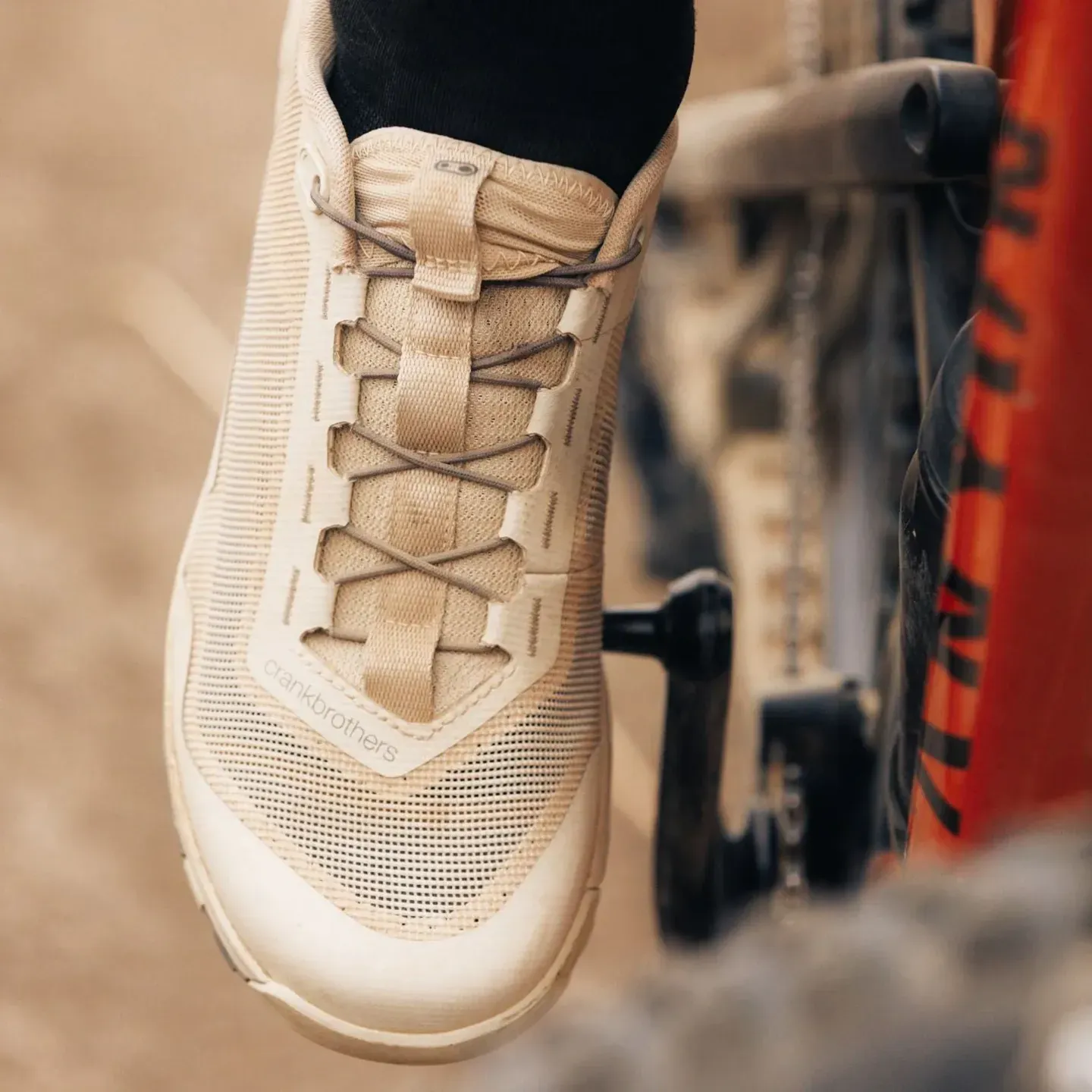 crankbrothers-mallet-trail-speed-lace-vent-cliples (4)