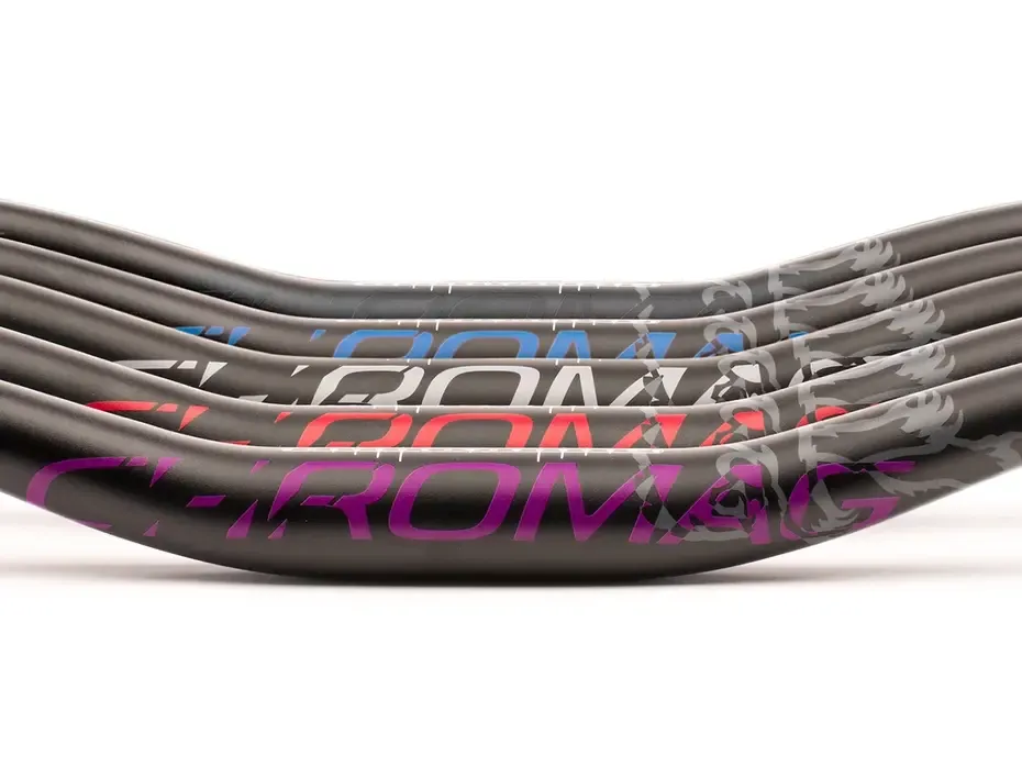 chromag-chromag-fubars-osx-35-handlebar-35mm-clamp-grouped-closeup