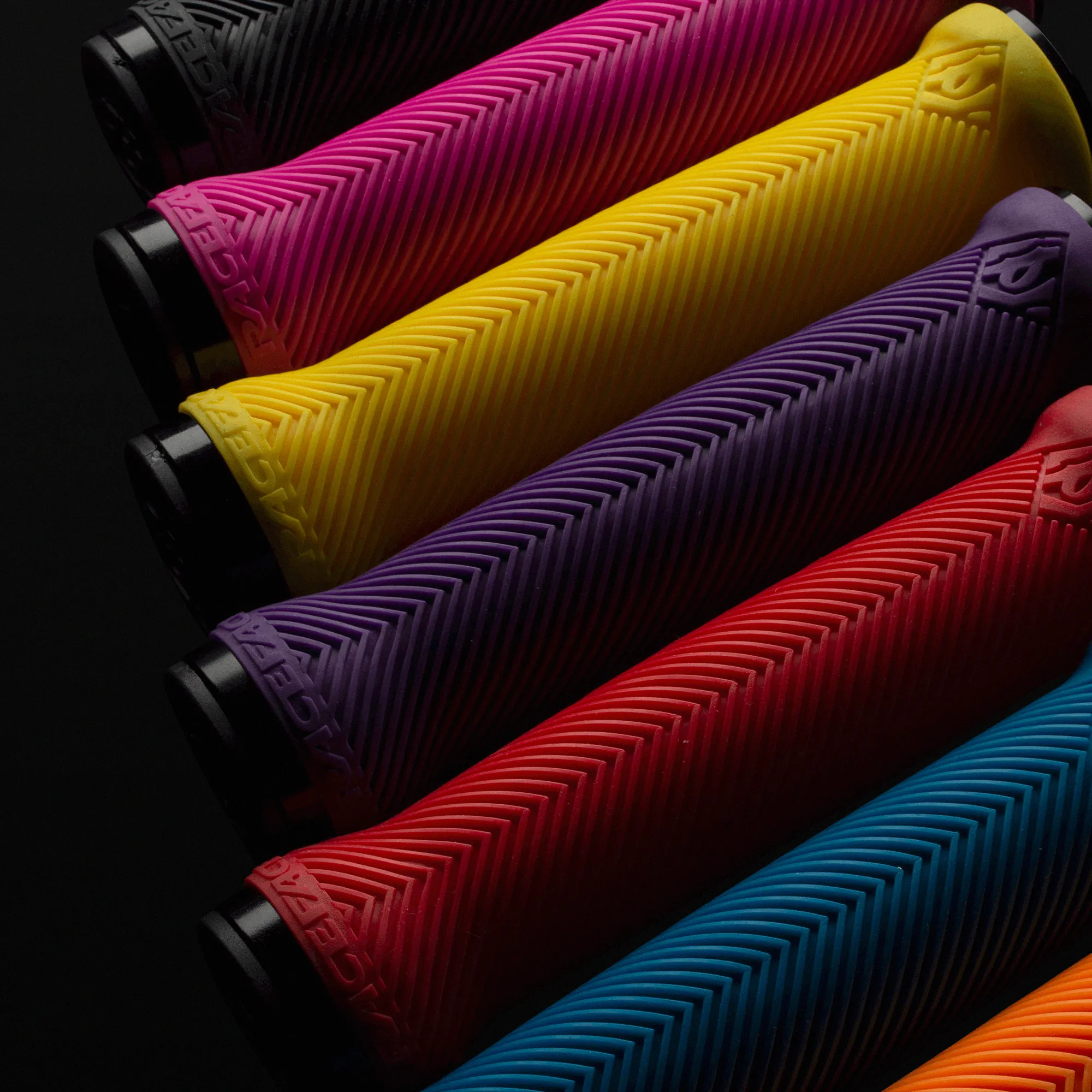race-face-love-handle-grip-colours