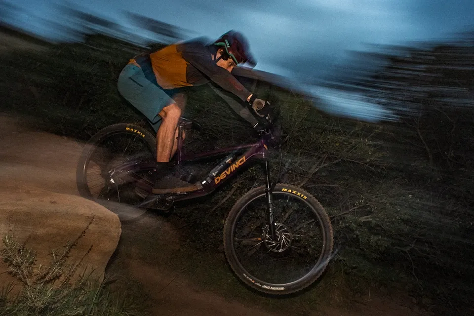 devinci-sale